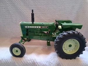 Oliver 1850 Perkins Diesel Tractor 1:16 Speccast Die Cast SCT 687 Tractor - Picture 1 of 7