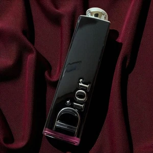 Dior Addict Lacquer Stick 984 rossetto rosa scuro 3,2 g - Foto 1 di 3