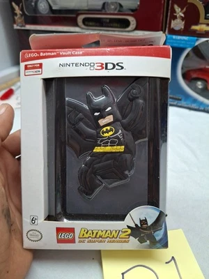 Nintendo 3DS Lego Batman 2 DC Super Heroes Black Vault Hard Shell Case 2012 - Image 1 of 4