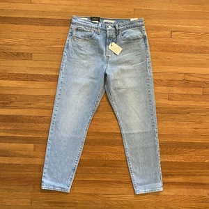 Levi's Wedgie Jeans Womens 30 Blue High Rise Tapered Leg Stretch PC9 22861-0072 - Picture 1 of 17