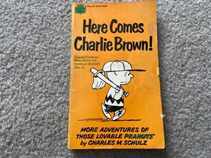 Cómic Here Comes Charlie Brown 1957 vintage - Imagen 1 de 2