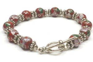 A53) Hübsches Cloisonne Armband rot & silberfarben mit Knebelverschluss - Bild 1 von 3