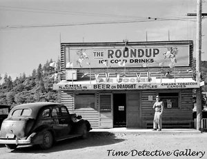 'The Roundup' Beer Joint, Summit City, Shasta County, CA - 1940 - Photo Print - Picture 1 of 1