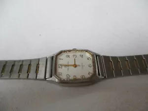 Helbros Watch, Goldtone Hands & Numerals, Silvertone Metal Link Bracelet Band - Picture 1 of 12