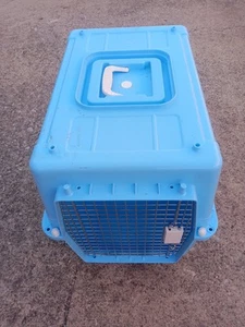 Petmate classic kennel 24" L x 17" W × 19"H - Picture 1 of 7
