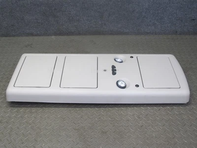 2003-2007 HUMMER H2 REAR OVERHEAD CONSOLE DOME READING LIGHT 10358891 - Image 1 of 4