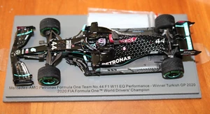1/43 MERCEDES AMG F1 W11 TURKEY GP 2020 LEWIS HAMILTON W/ PITBOARD SPARK S6488 - Picture 1 of 2