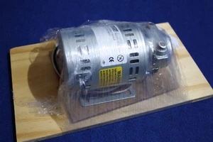 GAST Vacuum Pump 2031-V106-G585X - Picture 1 of 5