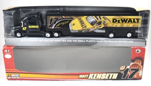 Matt Kenseth #17 Dewalt Winner's Circle 2007 1/64 Semi Trailer Transporter - Picture 1 of 8
