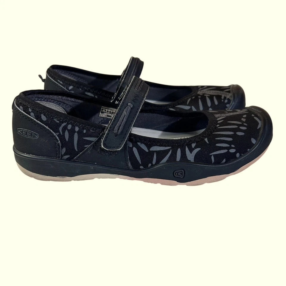 Keen Niños Grandes Niñas 3 Moxie Informales Negro/Vapor Mary Jane Planos GanchoLoop - Usado Foto 1 de 4