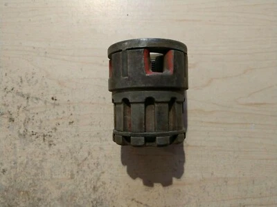 USED RIDGID 00R 3/8" NPT DIE HEAD - CHIPPED TEETH - Image 1 of 4