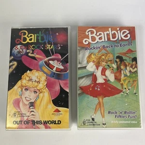 2x Barbie 1987 VHS - Barbie & The Rock Stars & Barbie Rockin' Back To Earth - Picture 1 of 6