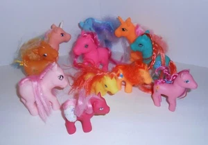 Lot of 10 MY LITTLE PONY Toys - Picture 1 of 7