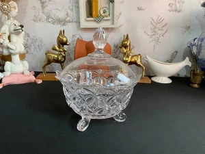 Vintage 3 footed candy / bon bon / nut crystal glass dish with lid - Picture 1 of 14