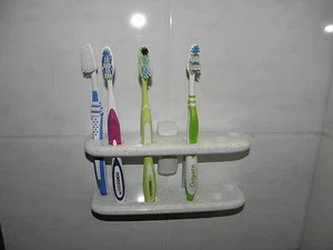 Zahnbürstenhalter, Wandhalterung, eigene Herstellung, 2 bis 6 Zahnbürsten,Corian - Bild 1 von 60