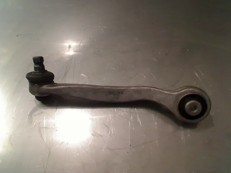 BRAS DE SUSPENSION AVANT GAUCHE (TRIANGLE) Audi A6 (C6) 2006 #54861 - Photo 1/1