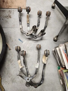 1998 lincoln continental rear upper control arms right and left f8oz-5500-db NOS - Picture 1 of 11