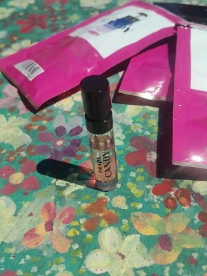 Lote de 5 Prada Candy Night Eau De Parfum mini spray fragancia, 1,5 ml x 5 = 7,5 ml Foto 1 de 4