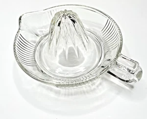 LARGE VINTAGE 7” CLEAR DEPRESSION GLASS MANUAL JUICER REAMER RIBBED - Picture 1 of 4