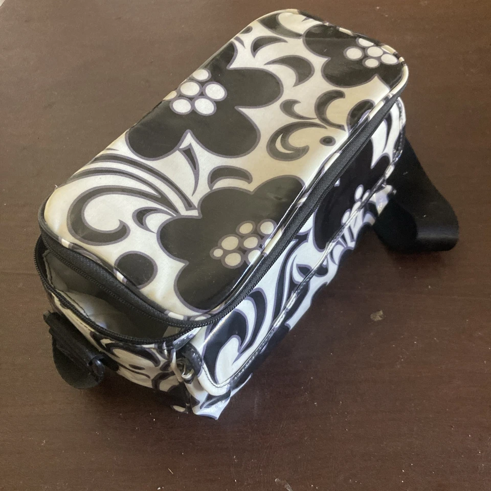 Bolsa de almuerzo Vera Bradley negra/blanca refrigerador aislado fácil limpieza bolsillos con correa Foto 1 de 4