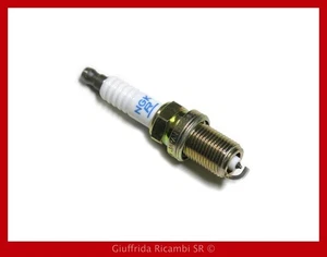4x Spark Plug PFR6E-10 Jaguar XK8 Coupe Cabriolet Lexus GS I II NGK - Picture 1 of 1