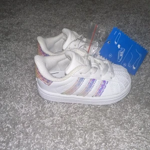 ADIDAS ORIGINALS Infant Superstar 'Iridescent' CG3598 Toddler shoes sz 5K NWT - Picture 1 of 6