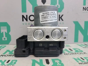 Volvo XC40 T5 ABS Pump 32281466 10/09/24 U1C8 - Picture 1 of 18