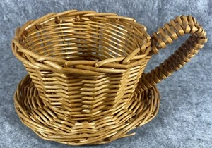 UNIQUE WICKER COFFEE TEA CUP AND SAUCER PLANTER CENTERPIECE BASKET - Picture 1 of 5