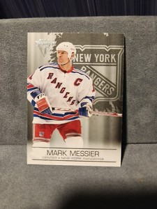 2003-04 Pacific Private Stock Titanium - Retail #69 Mark Messier