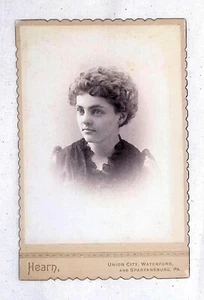 1880s 1890s Victorian Women With Curly Hair Hairstyle Cabinet Card Union City PA - Picture 1 of 2