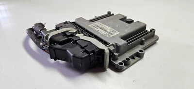 Centralina motore Ford FN15-12A650-DE 0281032721 - Immagine 1 di 3