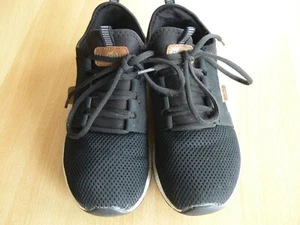 Schwarzer Sneaker von Bench Größe 41 - Bild 1 von 3