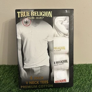 True Religion Herren 4er Pack V-Ausschnitt T-Shirts weiß Small (34-36) Baumwolle offener Karton - Bild 1 von 6