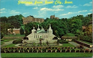 Vintage Postcard Greetings from IOWA Walking Bridge University of Iowa UIA - Picture 1 of 4