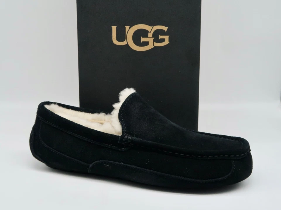UGG Australia Mens Ascot Suede Closed Toe Slip on Slippers Black 2 Size 8.0