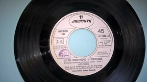 45 Giri 7"J.B. LIPSTIQUE At the discotheque ANDY GIBB Love is thicker than water - Foto 1 di 2