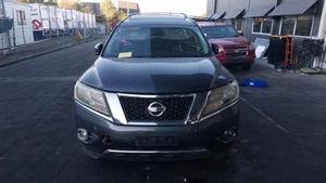 Nissan Pathfinder R52 Rear Heater Air Cond Controls - Picture 1 of 5