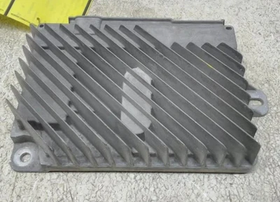 2015-2019 Chevy Silverado 1500 2500 Pickup Audio Radio Bose Amplifier Amp - Image 1 of 2