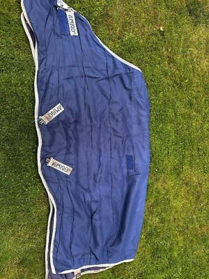 horse rugs - Image 1 of 4