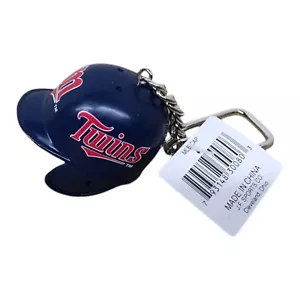 MLB Minnesota Twins Baseball Batting Helmet Keychain 1999 NWT - Picture 1 of 4