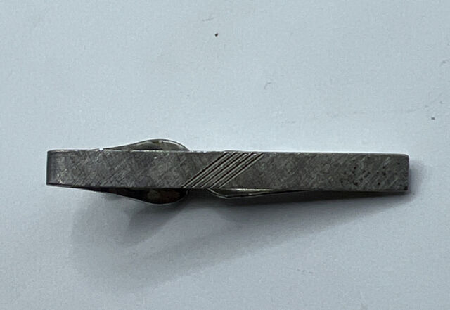 NTWRK - Louis Vuitton Silver Cuffs Tie Pin Sku# 48691