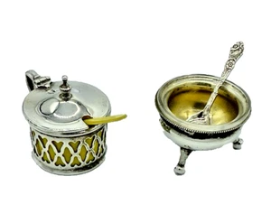Vintage Pair of Perfection Silver Plated Lidded Mustard Pot & Open Salt & Spoon - Foto 1 di 5