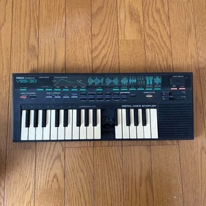 YAMAHA VSS-30 Lofi Sampler Gadget Synthesizer JANK aus Japan - Bild 1 von 2