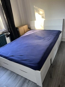 IKEA Brimnes Bett, 4 Schubladen, Weiß, Lattenrost, Regal-Kopfteil, 140x200 Cm - Bild 1 von 6