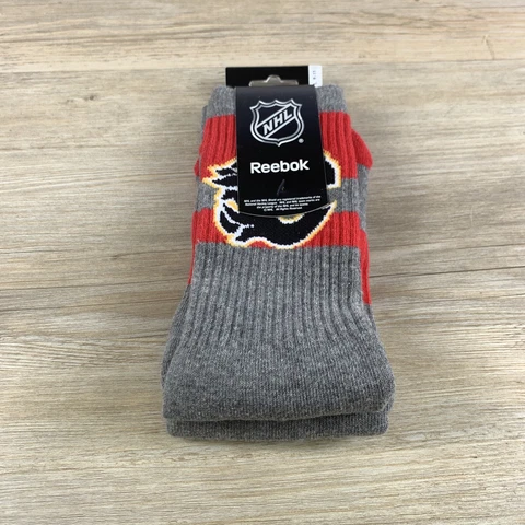 Calgary Flames Socks NHL Reebok Size Large Socks Brand New Gray Cover