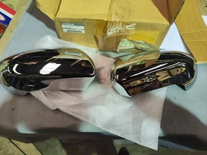 Nissan QASHQAI CHROME DOOR MIRROR COVER PAIR BRAND NEW OEM ORIGINAL - Picture 1 of 5