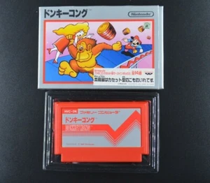 BANPRESTO Donkey Kong Collectible Case Nintendo Famicom - Foto 1 di 4