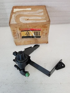 NEW OEM FORD Ranger 2004-2011 Fuel Vapor Canister Purge Solenoid 4L5Z-9C915-AA - Foto 1 di 14
