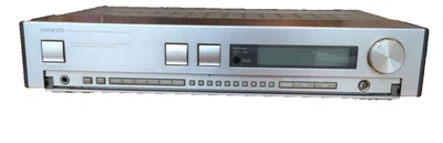 ONKYO Liverpool R-200A Tuner Amplifier Silver Tested Made in Japan AC100V - Image 1 of 4