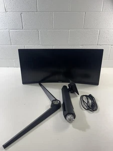 ASUS TUF 34 Inch Curved Gaming Monitor - WQHD (3440x1440) (Damaged Screen) - Picture 1 of 19